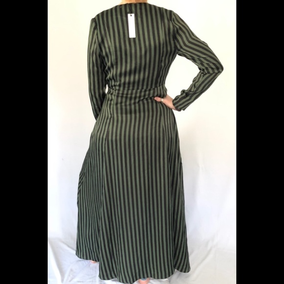 Olivaceous All Striped Out Kimono Duster Green - Picture 3 of 5